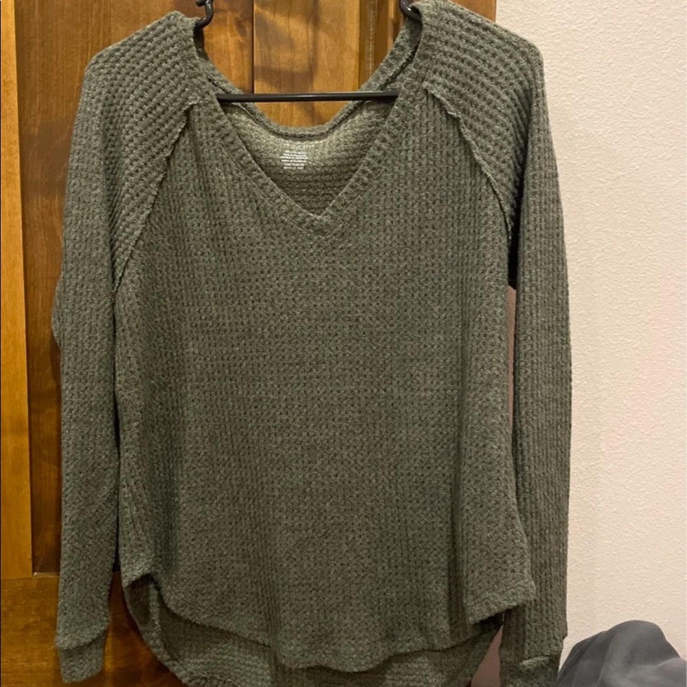 american eagle sweater